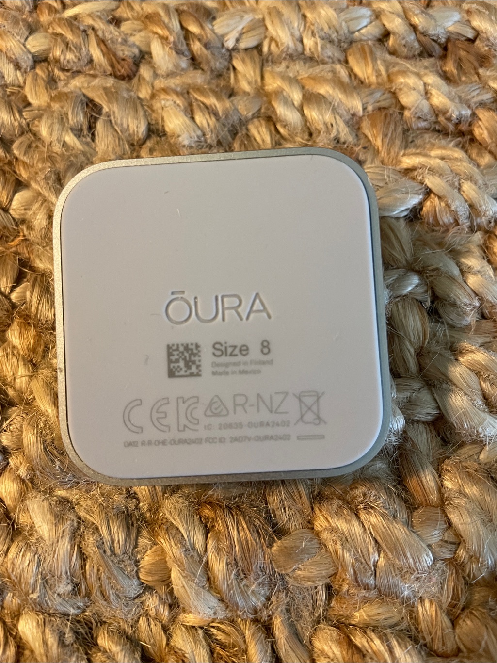 Oura Size 8